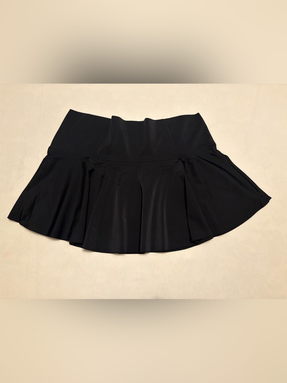 2007 Victoria's Secret Black Pleated Mini Skirt | Size Large